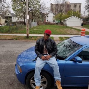 Meet your Posher, Dennis